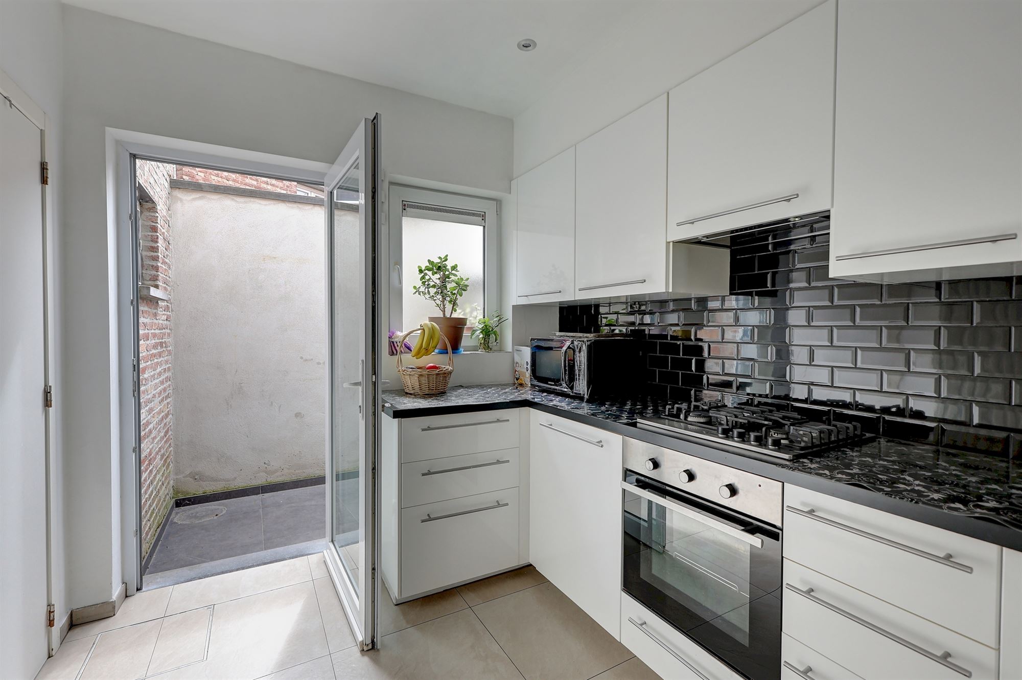 House - photo 5