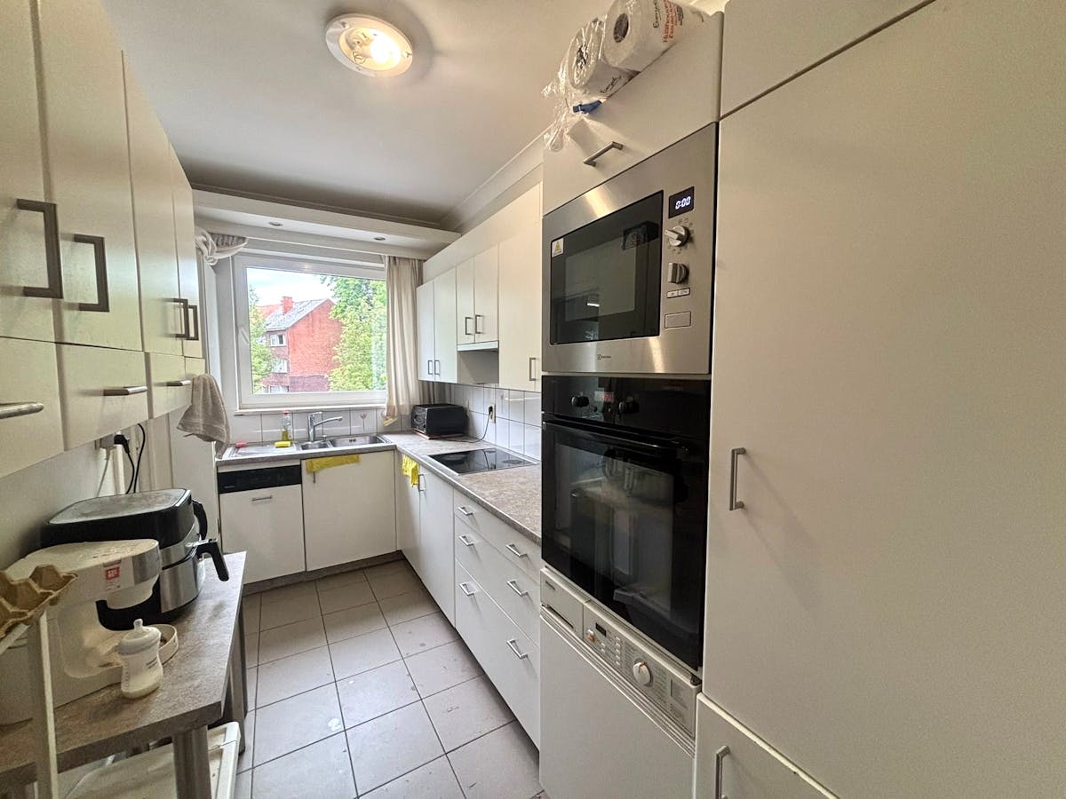 TE HUUR: ruim appartement met 2 slaapkamers te Hasselt - foto 4