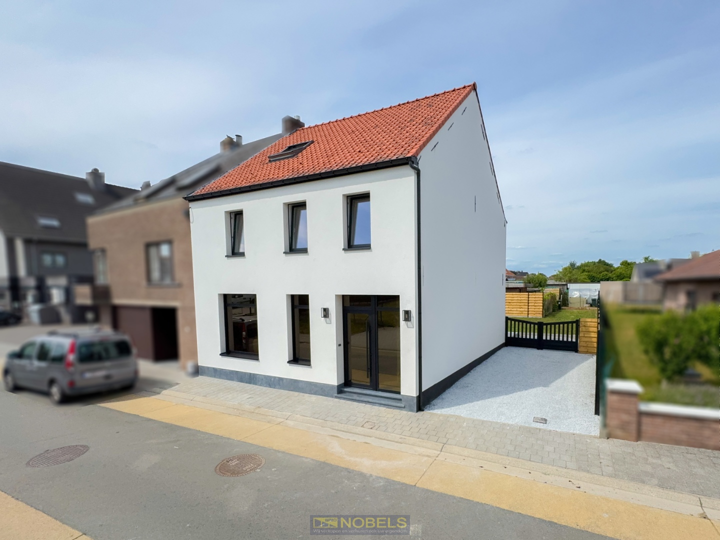 Te koop, compleet gerenoveerde gezinswoning met 4 slaapkamers en tuin te Kruisem - foto 2