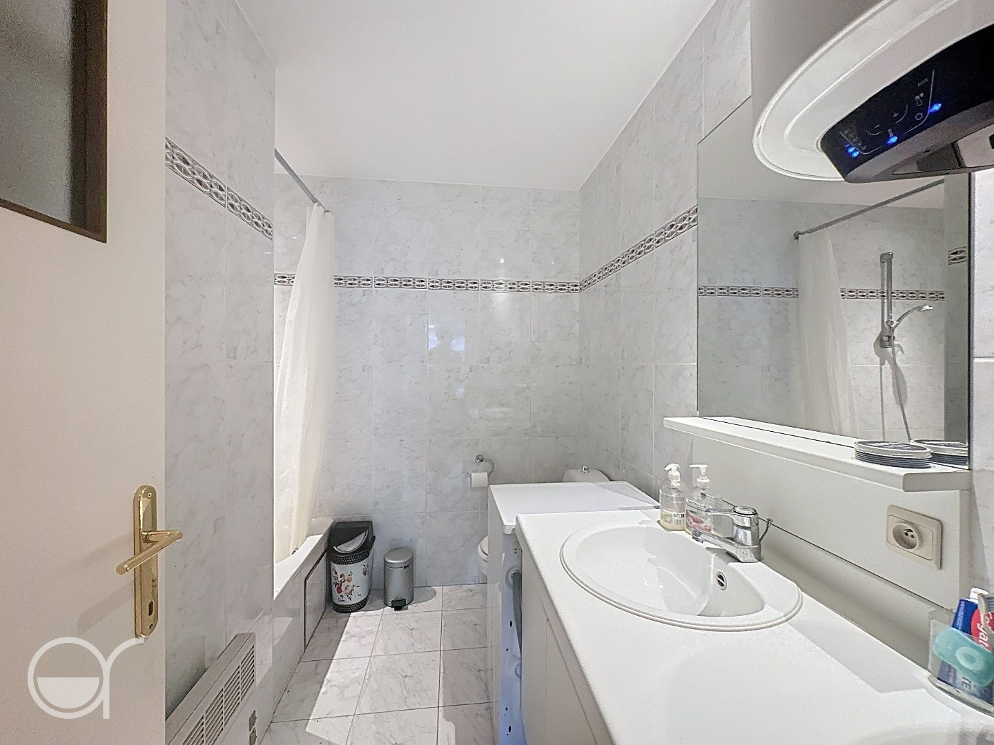 Ongemeubeld één-slaapkamerappartement met garage aan Miljoenenkwartier - foto 5