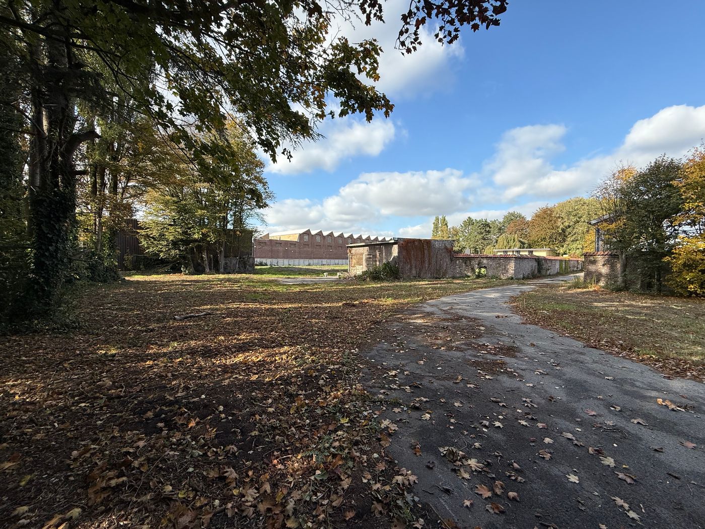 Industriegrond met reeds goedgekeurde vergunning - photo 2