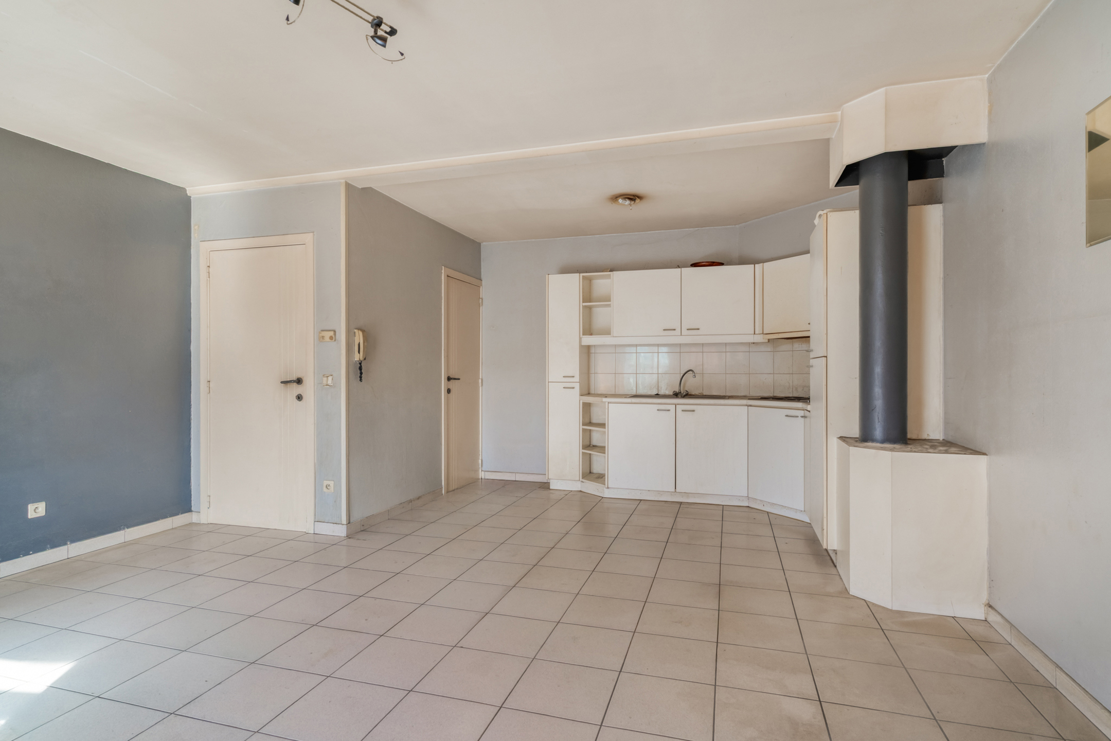 Renovatieproject met 3 appartementen - foto 4