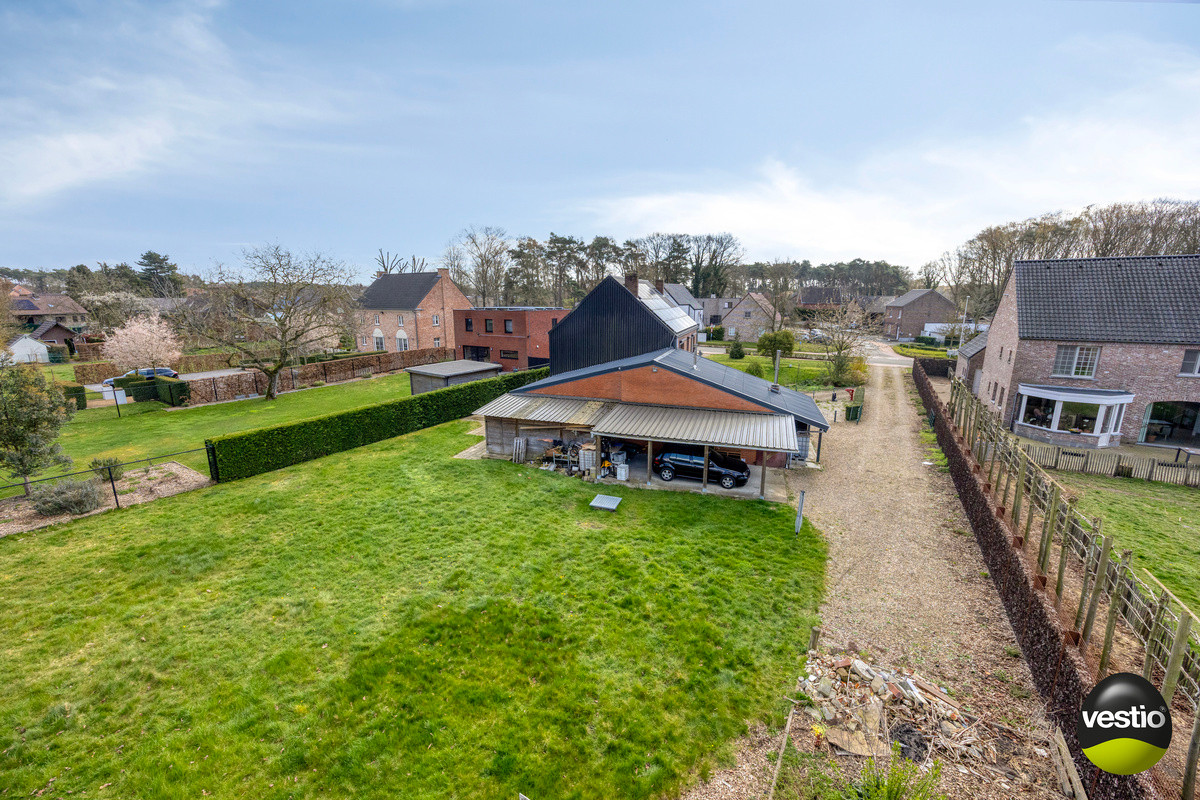 UNIEK BOUWPERCEEL VAN 16A VOOR OB MET AF TE BREKEN WONING TE ZUTENDAAL. - foto 2