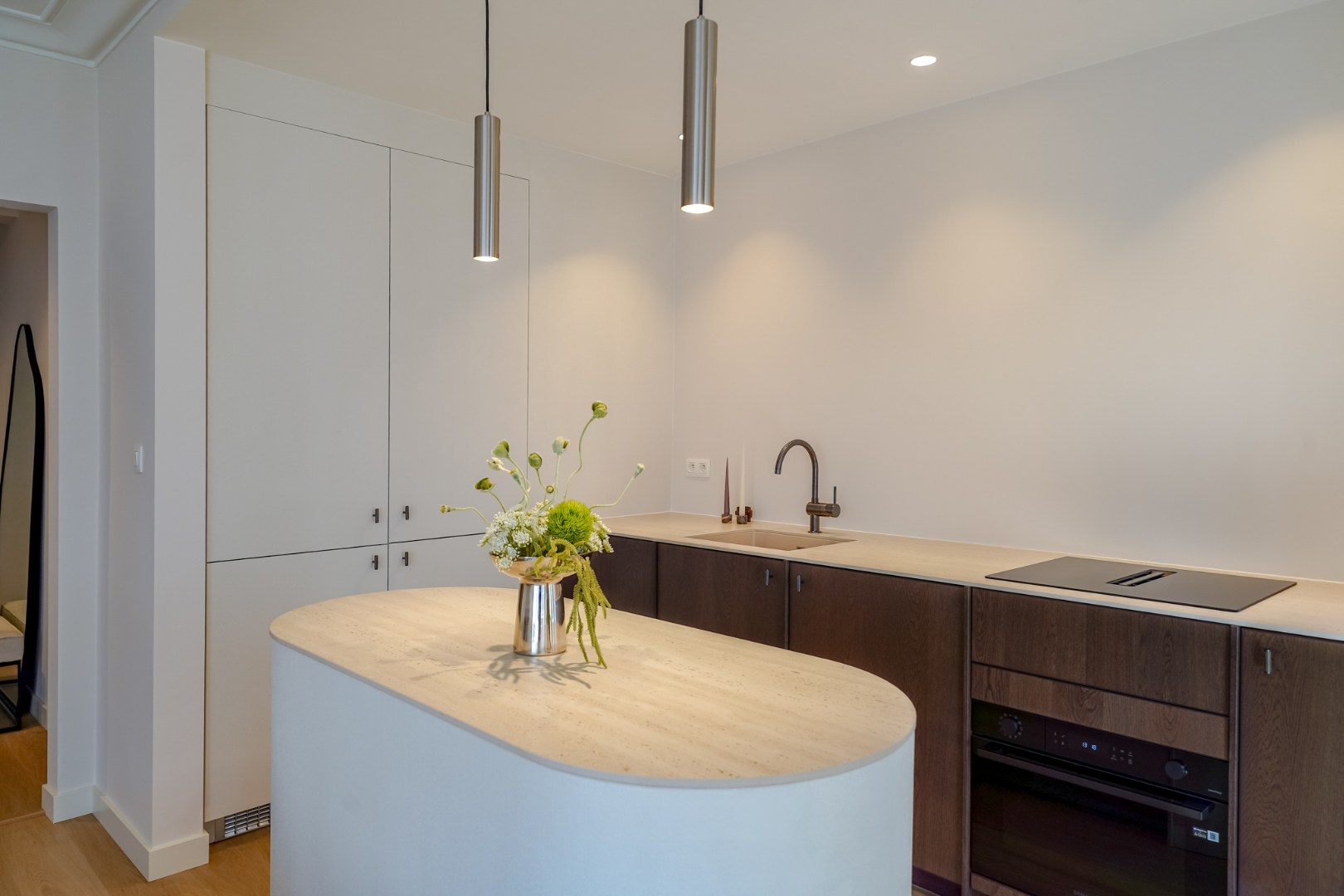 Luxuriously renovated 3-bedroom apartment in the heart of Oostende. - photo 5