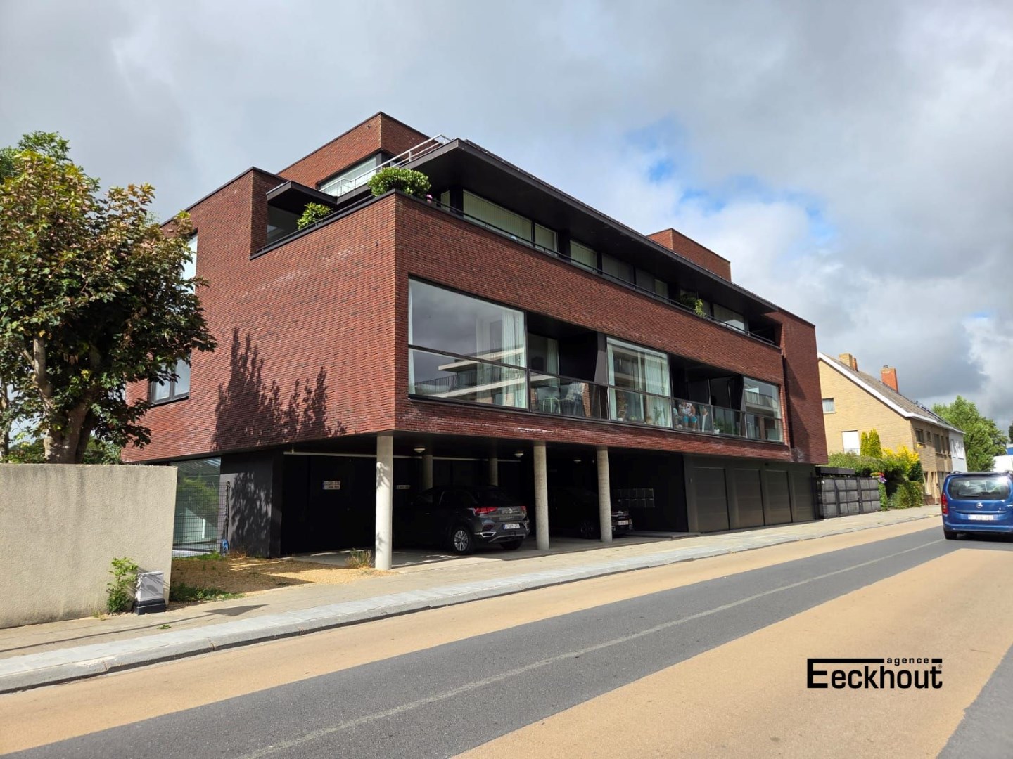 Garage for sale in Bredene