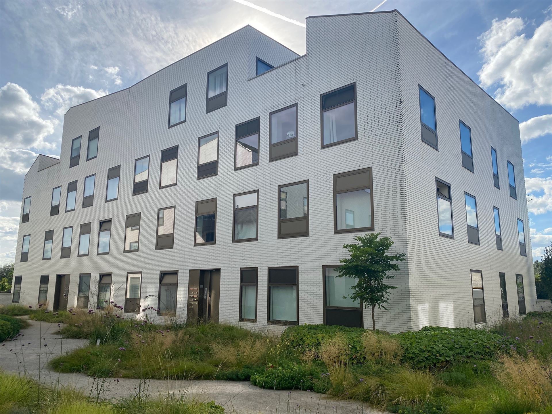 Appartement met 2 slaapkamers en terras - foto 1