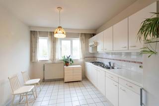 Living on the Augustijnslei means enjoying a part of Brasschaat where life moves in harmony with greenery. Right across from AZ Klina and only...