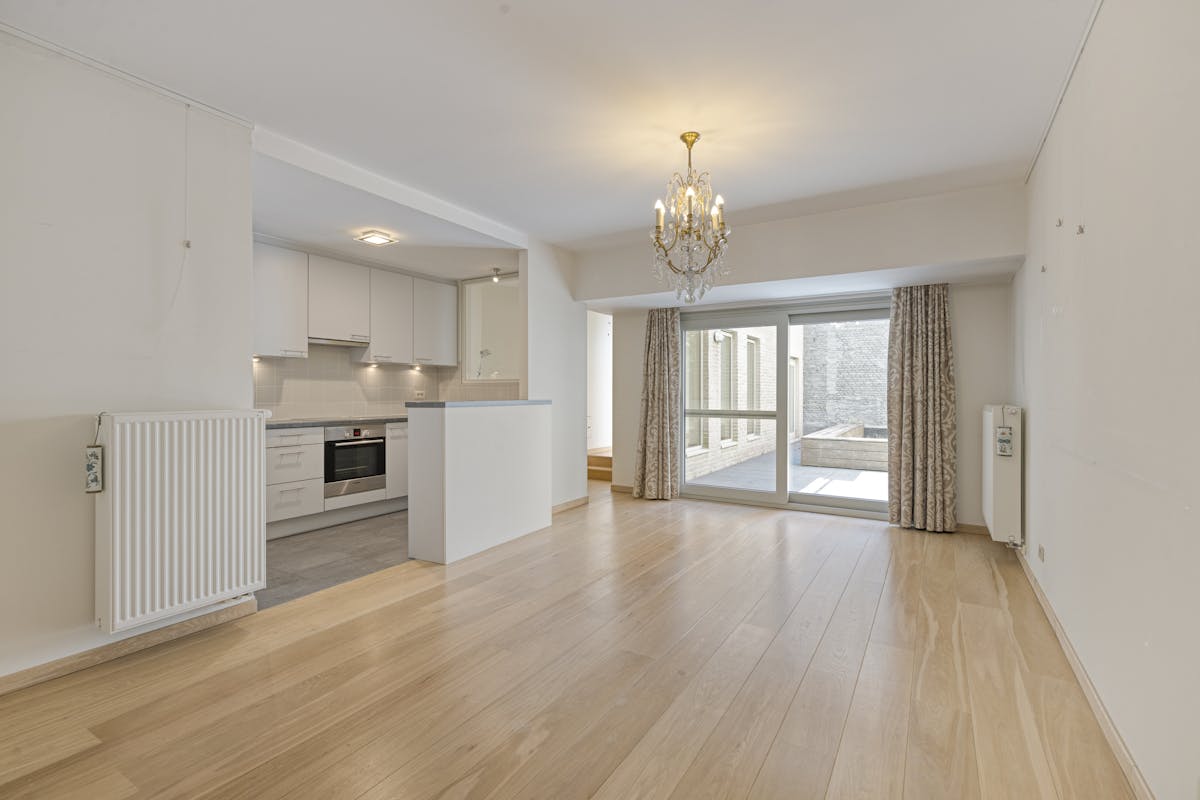 Ruim appartement in het historisch hart van Brugge - foto 5