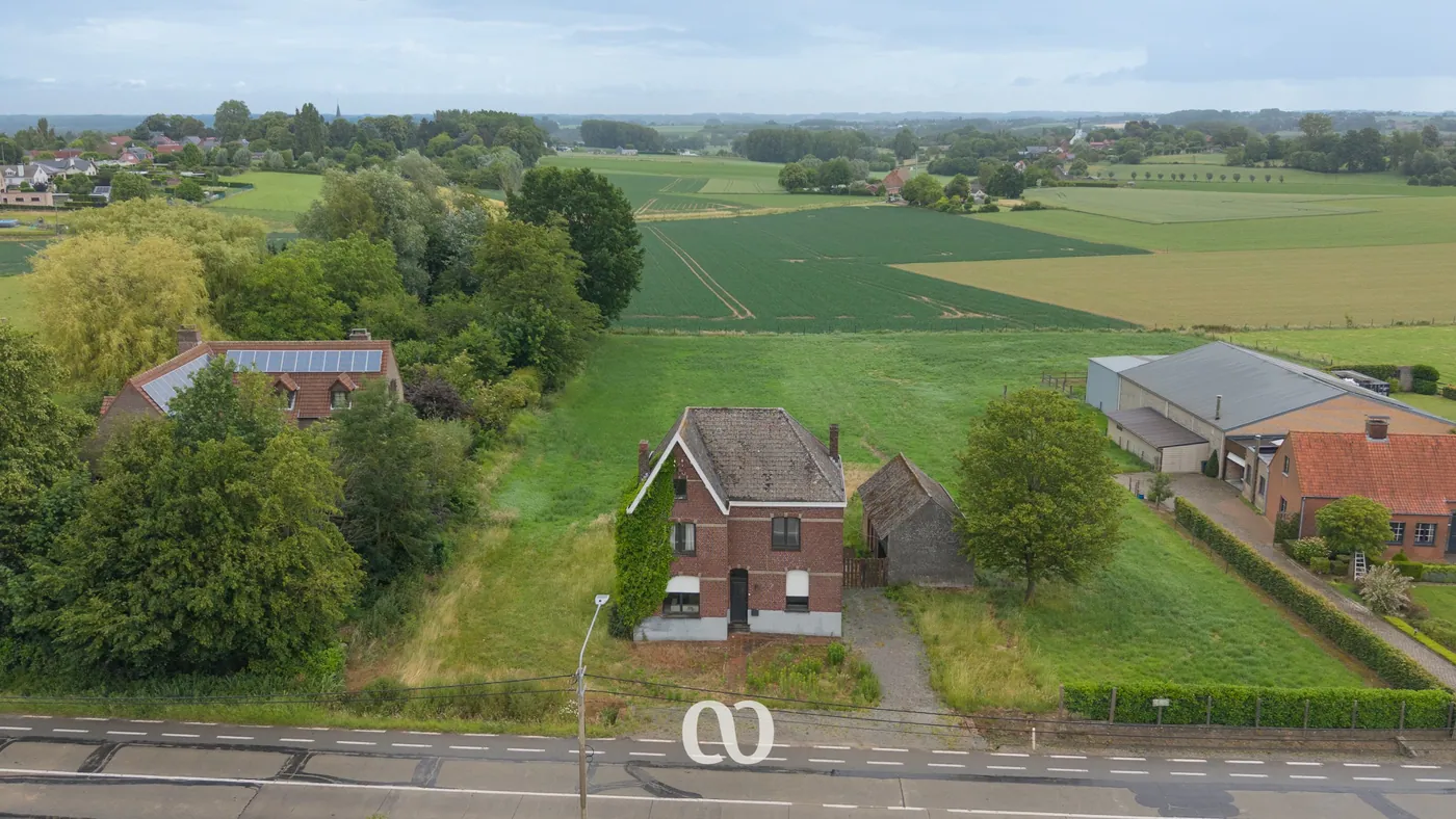 Unieke eigendom met prachtig zicht over de Vlaamse Ardennen op een ruim perceel van 3.310 m² in Horebeke - foto 1