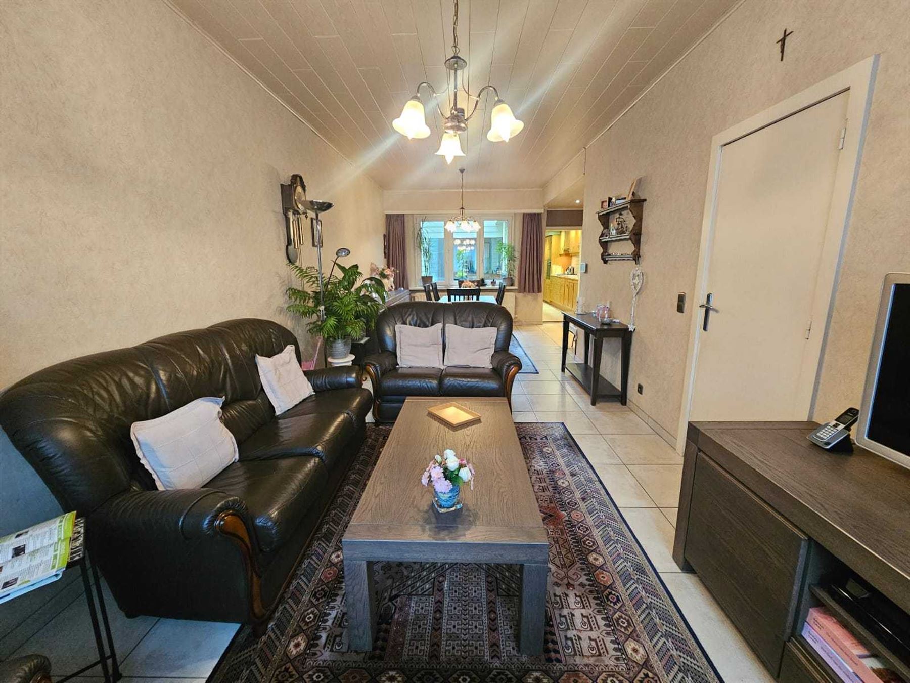 Bel-etage met ruime garage en atelier! - foto 2