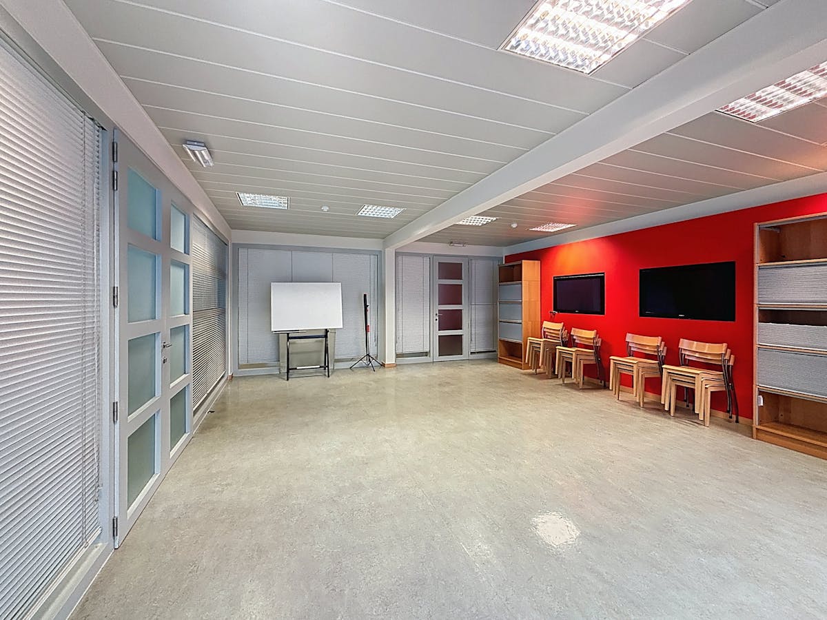 Office space for rent (50m²) on the Grasmarkt in Brussels. - photo 2