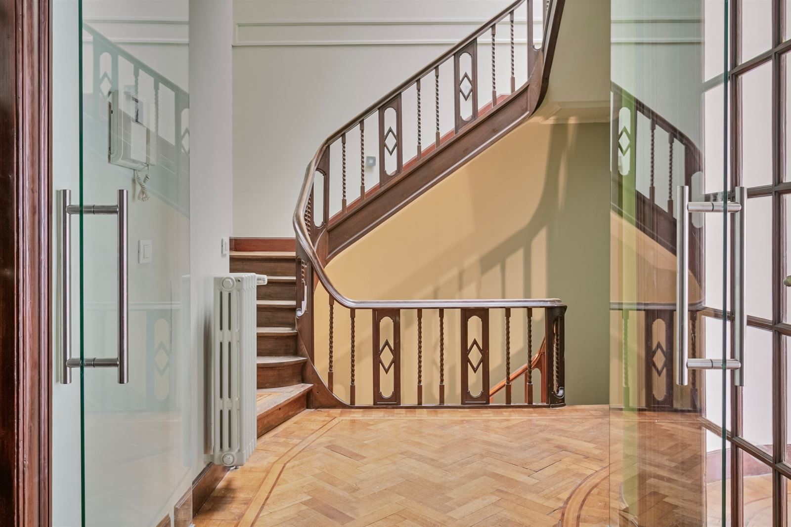Maison à louer à Berchem avec 5 chambres - photo 4