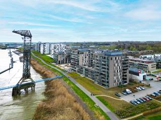 Binnen deze residentie is er nog 1 parkeerplaats te koop. Interesse? Contacteer ons voor meer info...