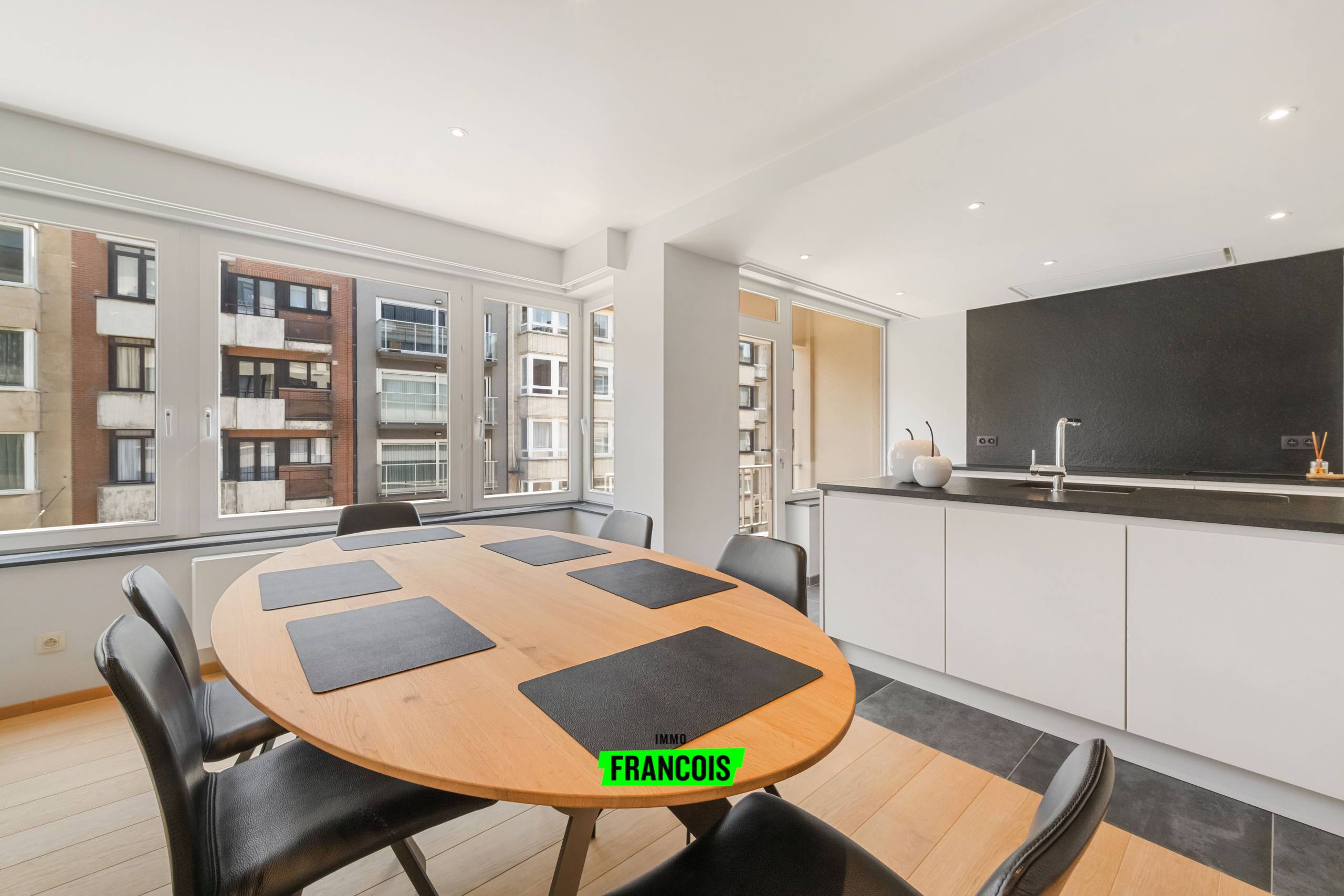 Apartment for sale in Ostend with 2 bedrooms - photo 4
