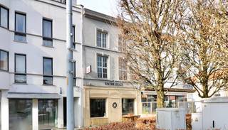 Droom jij van je eigen horecazaak? Dit is jouw kans! In het hart van de bruisende winkelstraat van Eeklo wacht deze prachtige brasserie op...