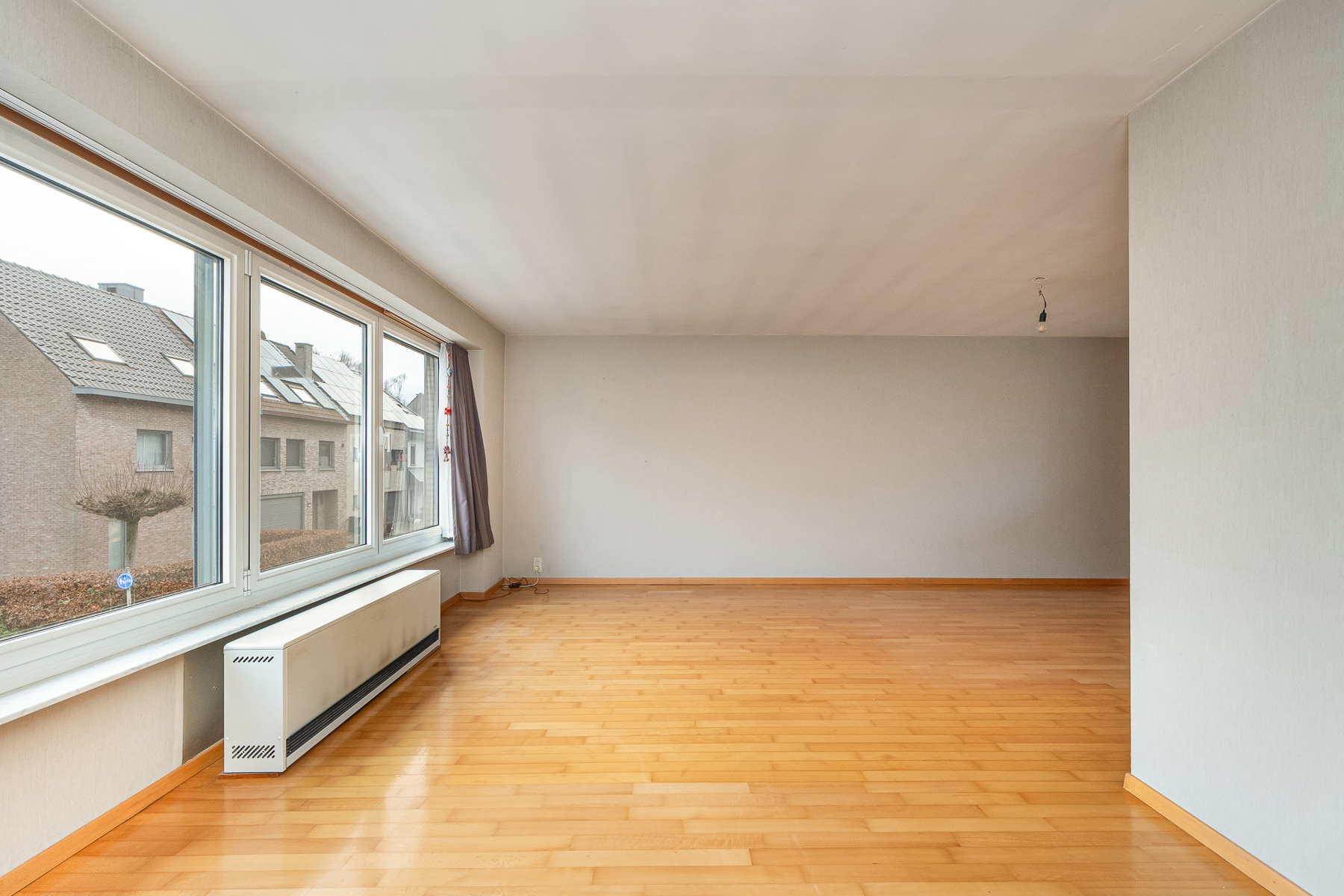 Charmante bel-etagewoning met groene tuin in hartje Kapellen - foto 4