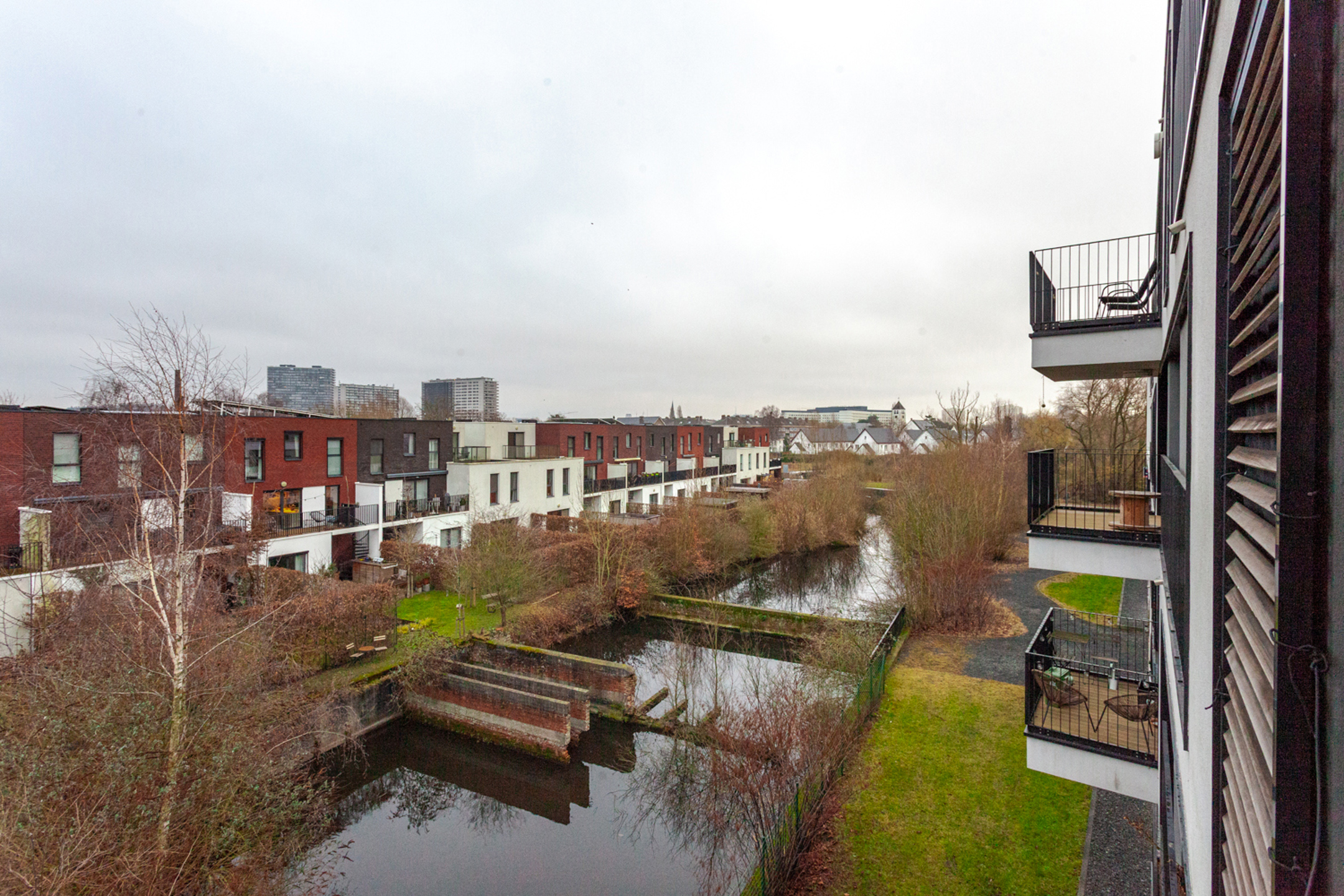 één- slaapkamerappartement met terras - foto 3