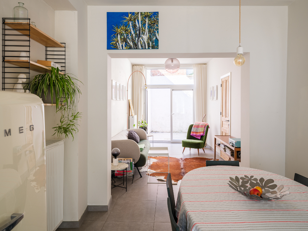 Ruime woning met 3 slaapkamers en zuidwestgerichte buitenruimte, op wandelafstand van het stadscentrum en Dok Noord. - foto 5