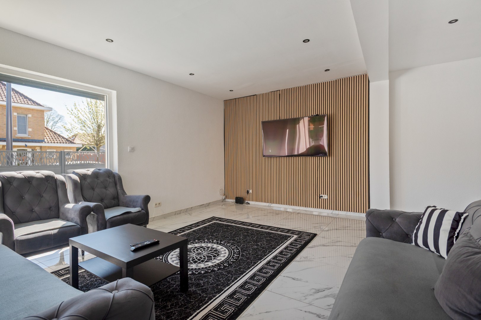 Renovated house with garden, carport and quiet location in Willebroek! - photo 3
