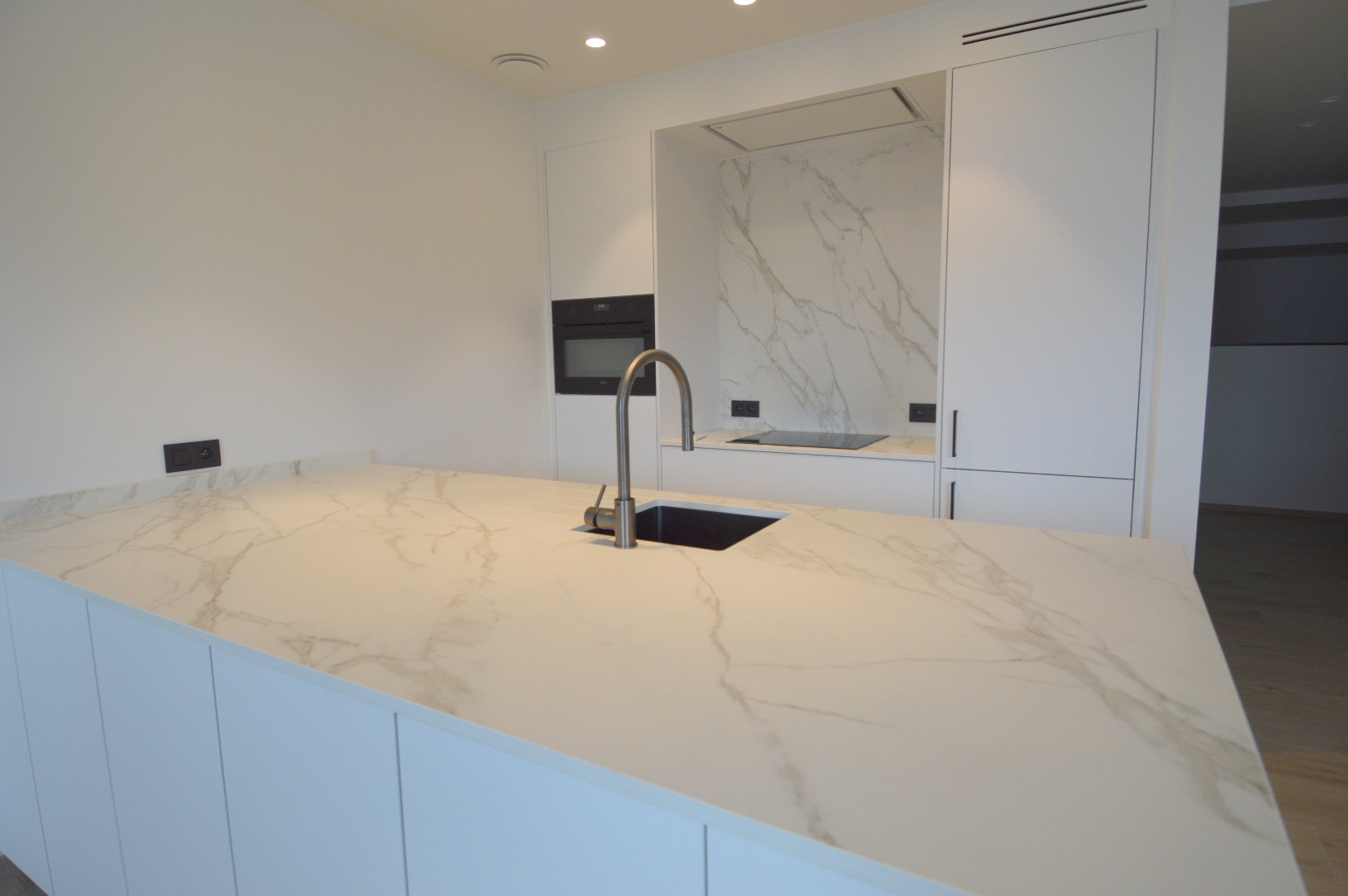 Nieuwbouw appartement met tuin en oprit in Harelbeke - foto 5