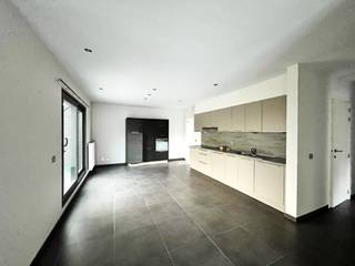 Ruim en stijlvol appartement te huur in hartje Ingelmunster (143 m²)Op zoek naar een comfortabel, instapklaar appartement met alle luxe en ruimte die...