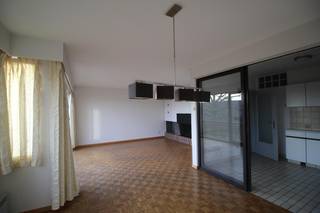Dit appartement is heel centraal gelegen in het centrum van Aalter. Het appartement is vlot bereikbaar via diverse invalswegen als ook via...