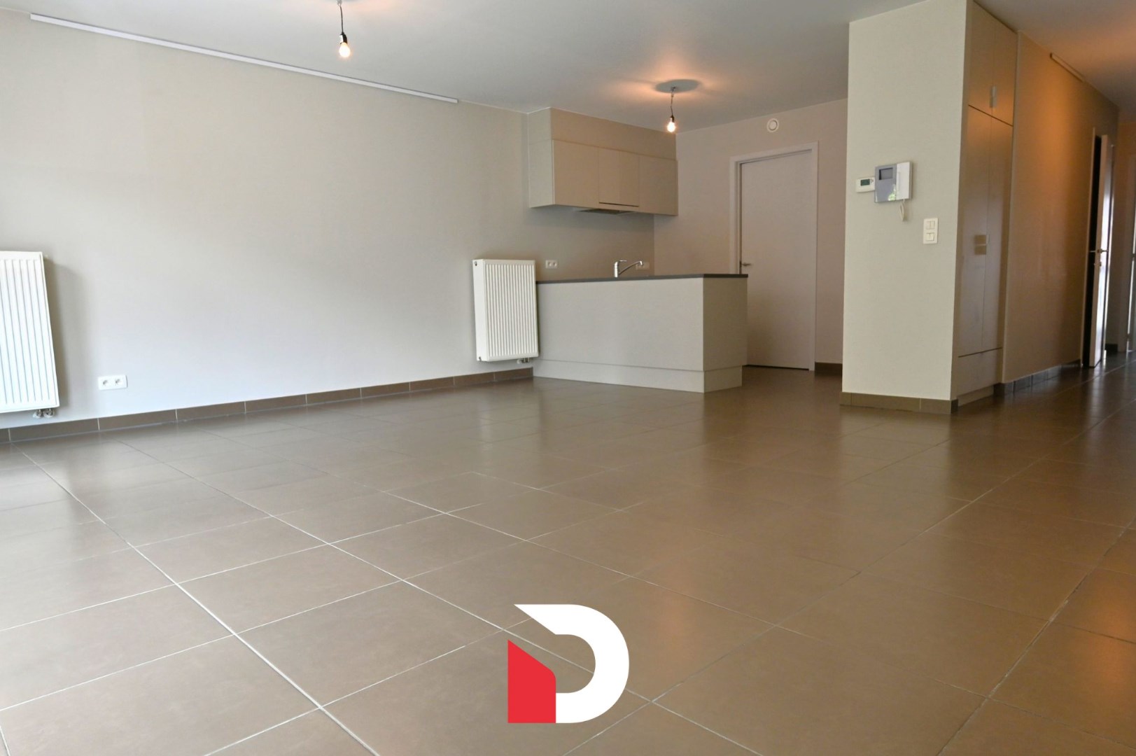 Ruim en instapklaar appartement met 2 slk. te Sint-Andries. - foto 4