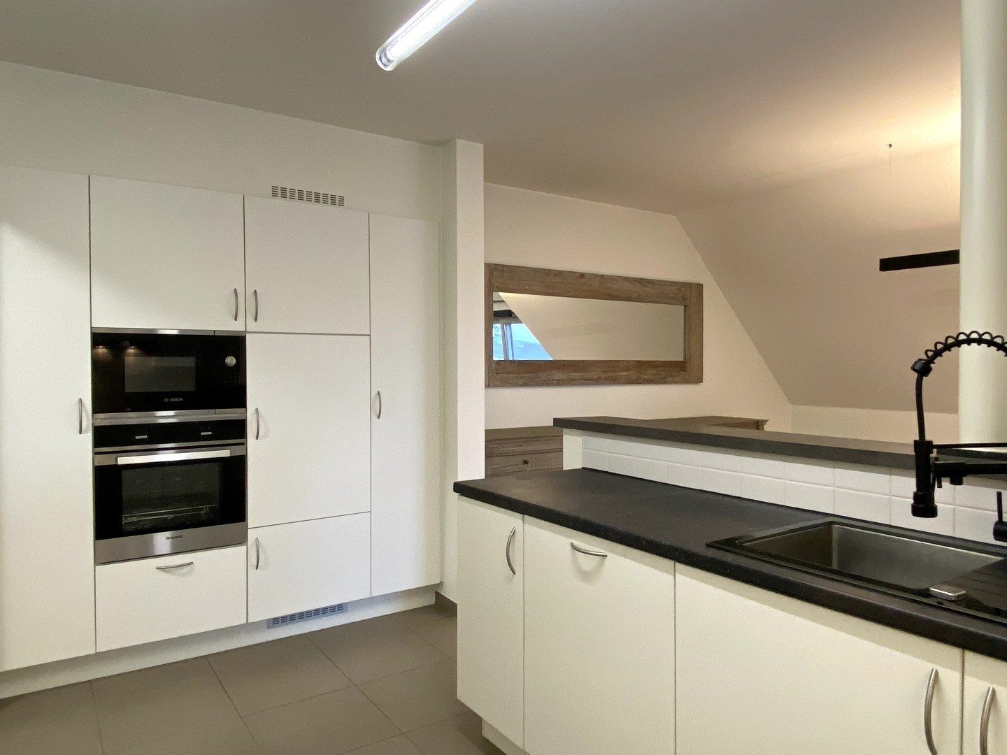 INSTAPKLAAR DAKAPPARTEMENT MET 2 SLPKS | TERRAS - foto 4