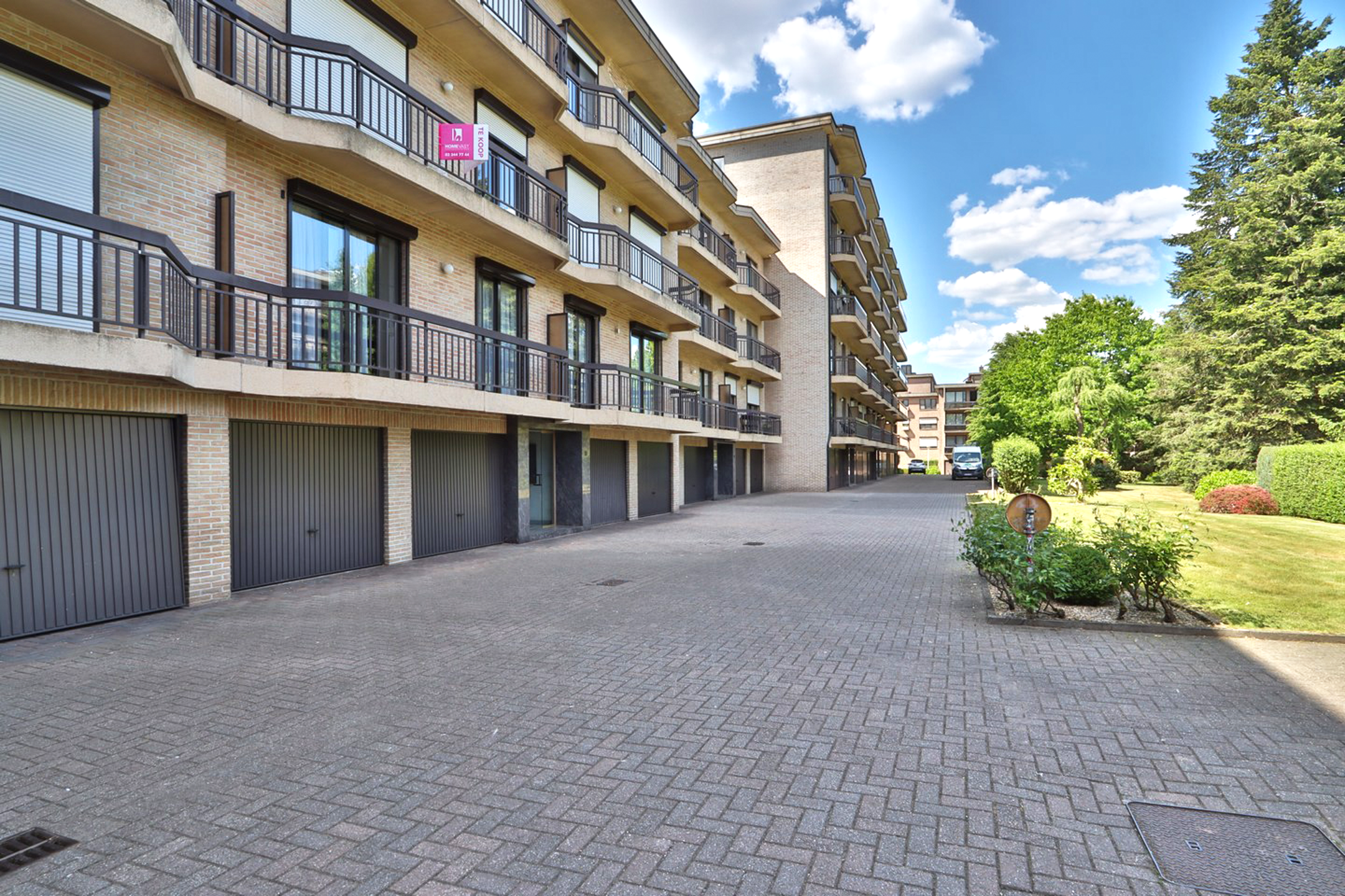 Appartement à vendre à Beveren-Kruibeke-Zwijndrecht avec 2 chambres - photo 1