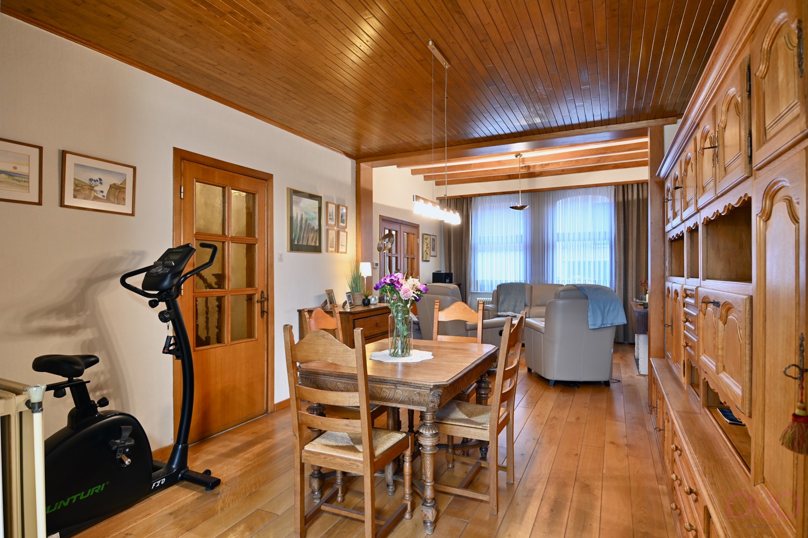 Ruime stadswoning met tuin in het centrum van Landen. - foto 5