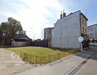 In het gezellige en tegelijkertijd levendige Sint-Truiden vinden we deze projectgrond terug aan het begin van de gerenommeerde Stapelstraat. Het RUP...