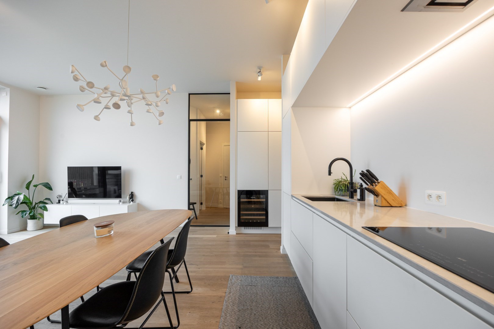 Moderne penthouse met 3 slpk en ruim terras te Zurenborg! - foto 1