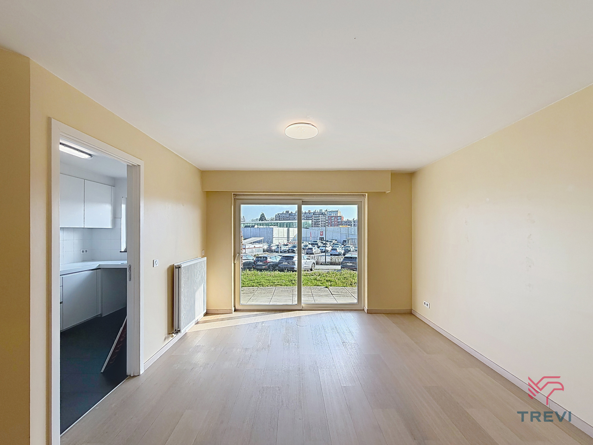 Ruim appartement met 1 slaapkamer  - foto 2