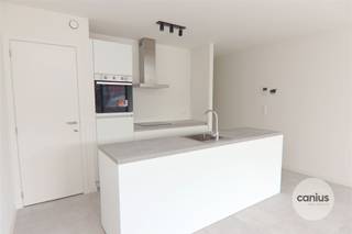 RECENT APPARTEMENT IN HARTJE HASSELT MET 1 SLK + TERRAS & PARKING Op wandelafstand van het stadscentrum van Hasselt, Hoofdstad van de Smaak treffen...