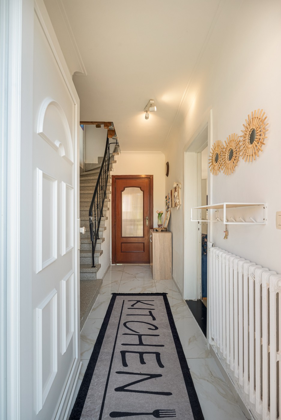 Instapklare woning met garage op toplocatie te Dendermonde! - foto 5