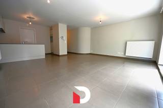 Maak kennis met dit schitterende en uiterst verzorgde appartement gelegen op een vlot bereikbare locatie te Sint-Andries.Deze ligging is uiterst...