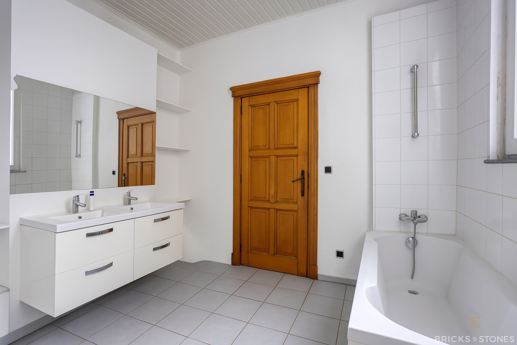 Centraal gelegen appartement te Antwerpen - foto 5