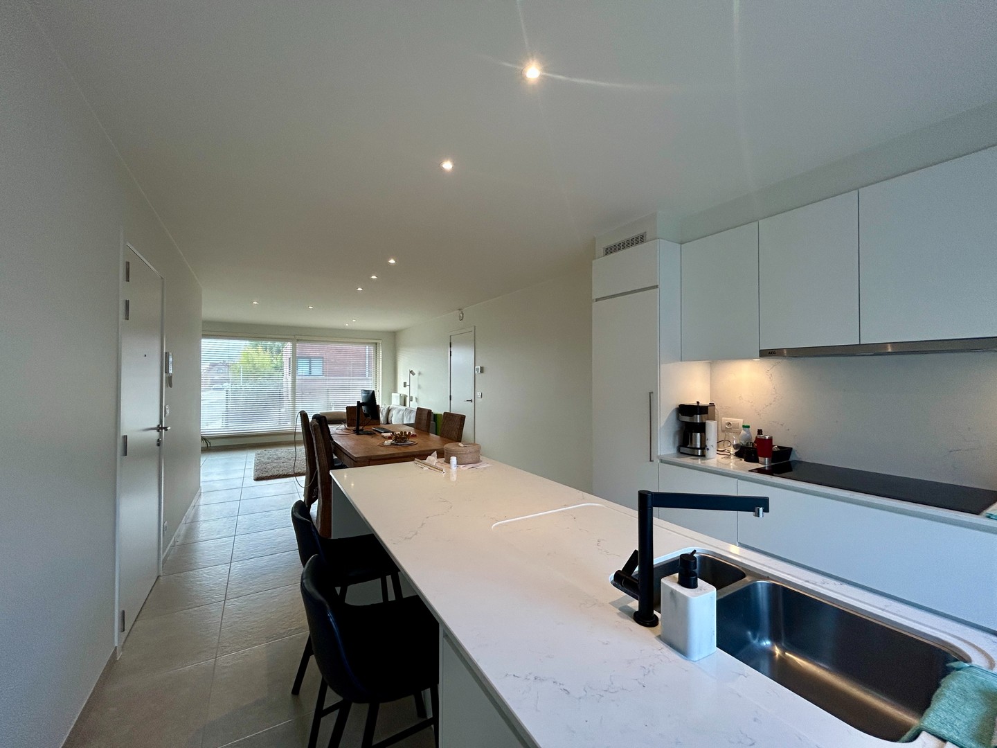 Instapklaar appartement met 2 slaapkamers nabij het Station van Tielt! - foto 3