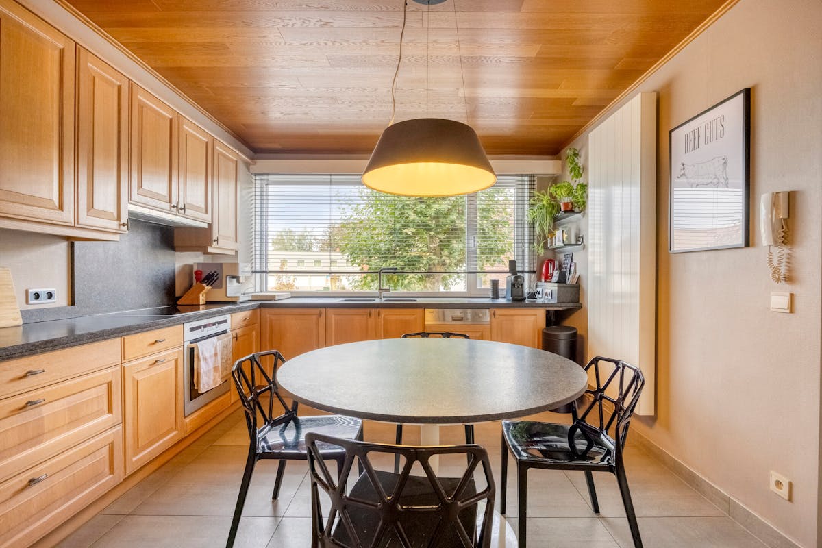 Unique investment property in a prime location in Zomergem - photo 4