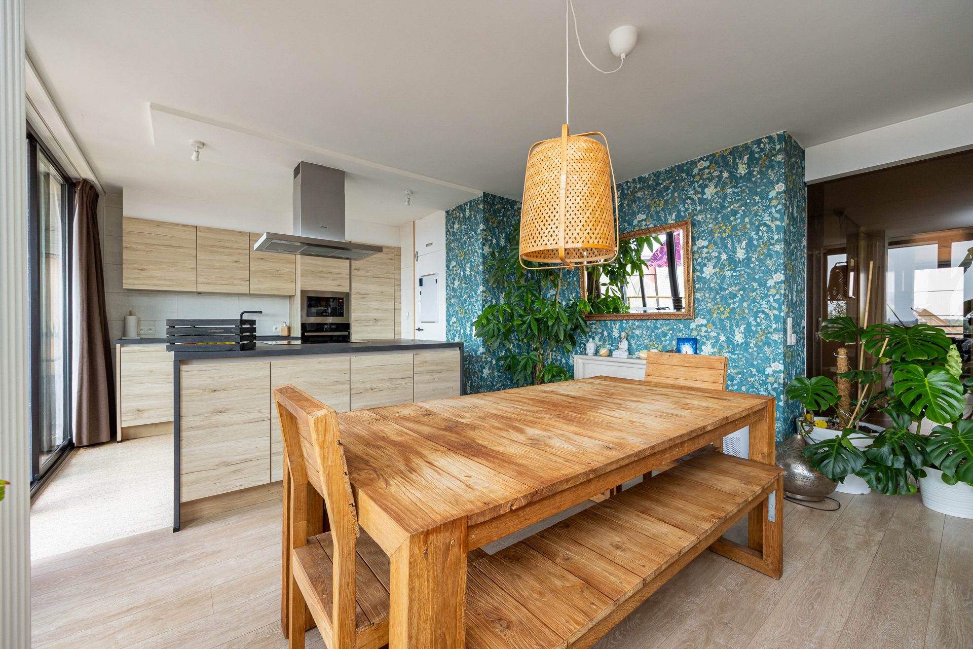 Lichtrijk, instapklaar appartement van 135m² met staanplaats - foto 2