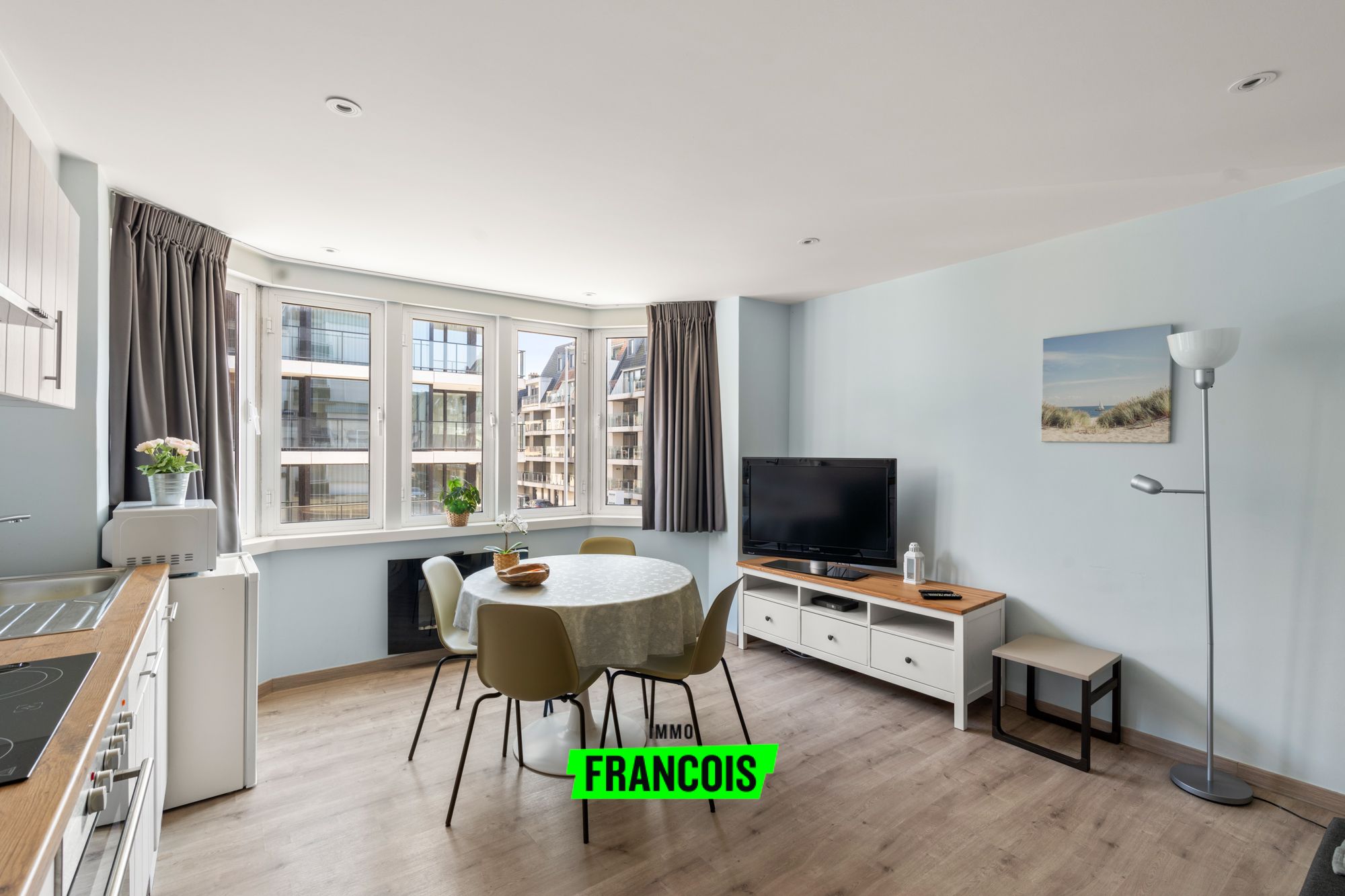 Gezellig 1-Slaapkamerappartement op Toplocatie in Middelkerke Te Koop - foto 2