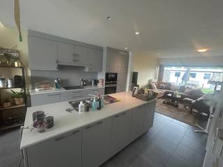 Deze woning in Herselt is rustig gelegen en biedt alle comfort voor iemand die op zoek is naar een praktische en aangename woonplek.We komen binnen...