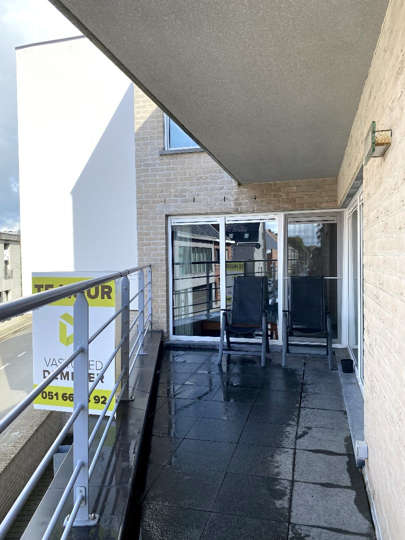 INSTAPKLAAR APPARTEMENT MET 2 SLPKS | TERRAS EN GARAGEBOX - foto 4