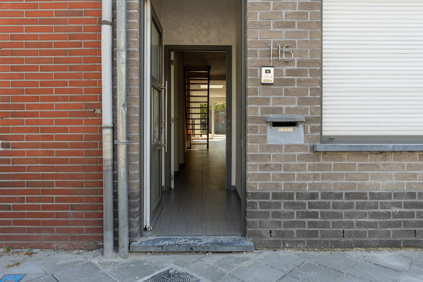 Instapklare starterswoning met 3 slks. centrum Lokeren - foto 3