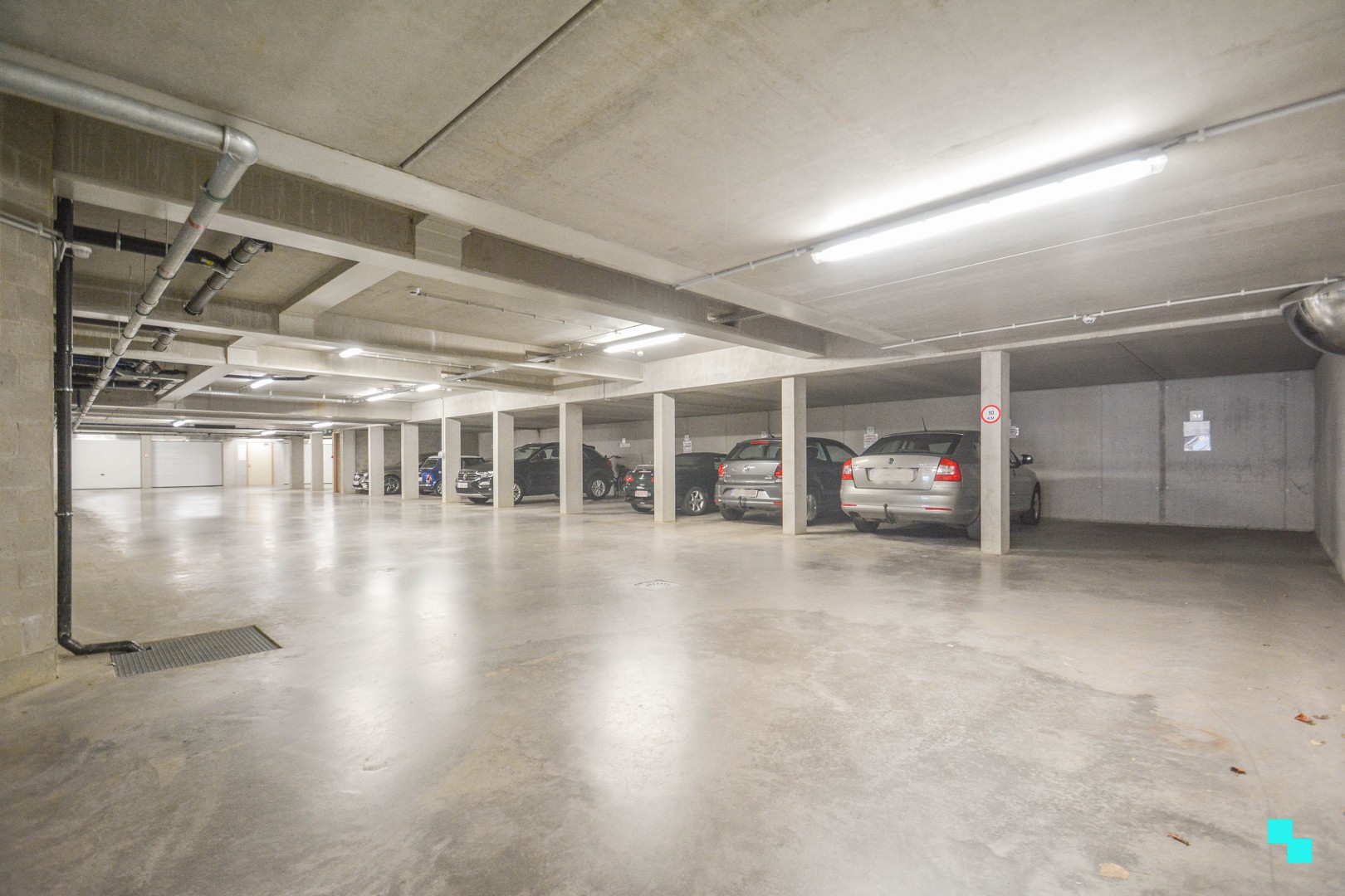 Ondergrondse autostaanplaats gelegen in Woonpark Ter Beurse - foto 5