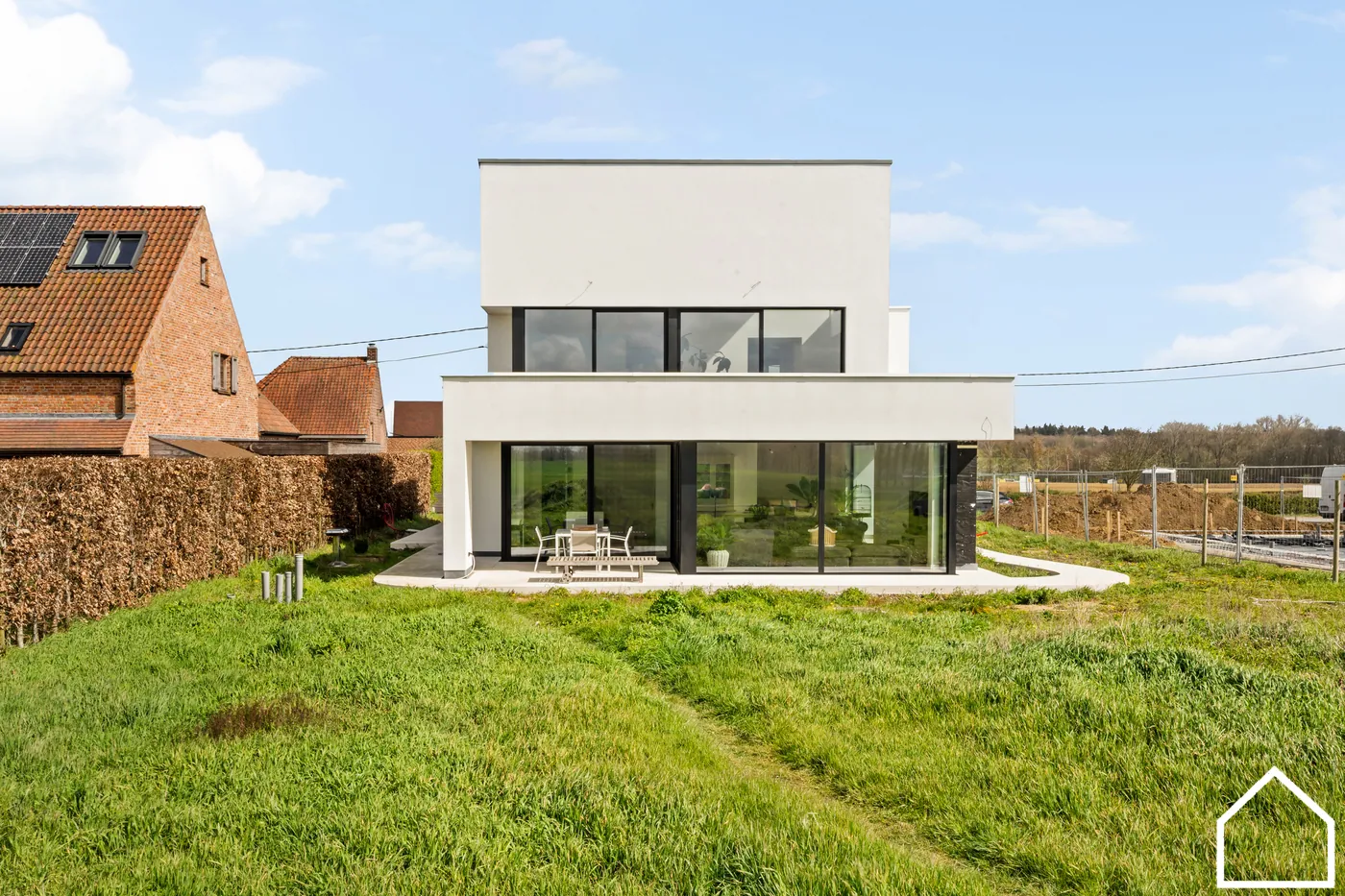 PRACHTIGE VILLA VERKOCHT VOOR PUBLICATIE IN ZONNEBEKE - foto 3