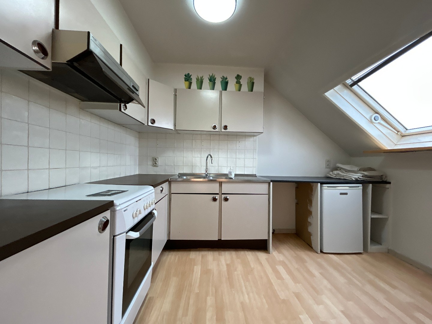 Duplexappartement met 2 slaapkamers nabij Haacht centrum. - foto 4