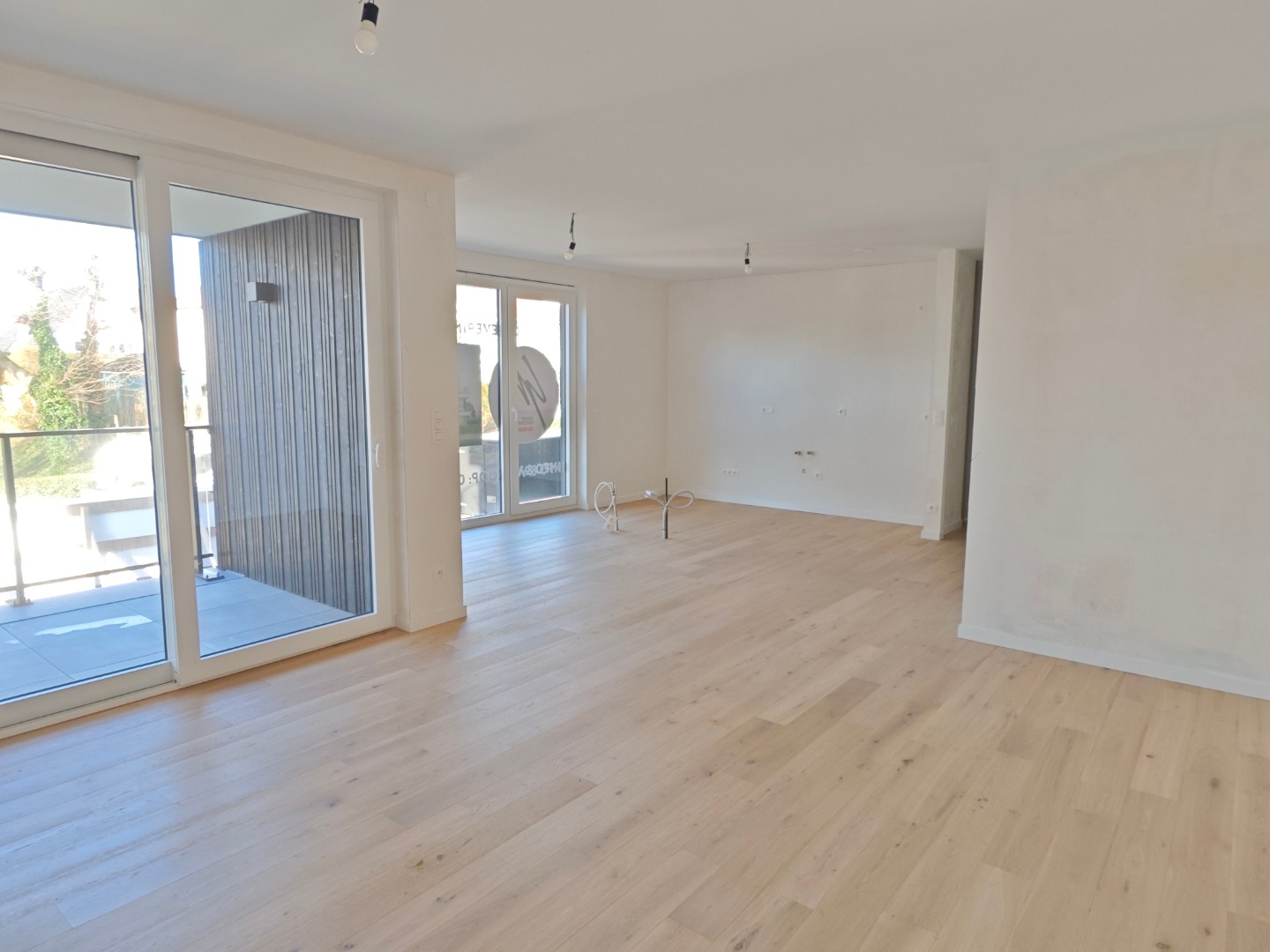 Centraal gelegen 2-slaapkamerappartement met zongericht terras in een moderne nieuwbouwresidentie - foto 2