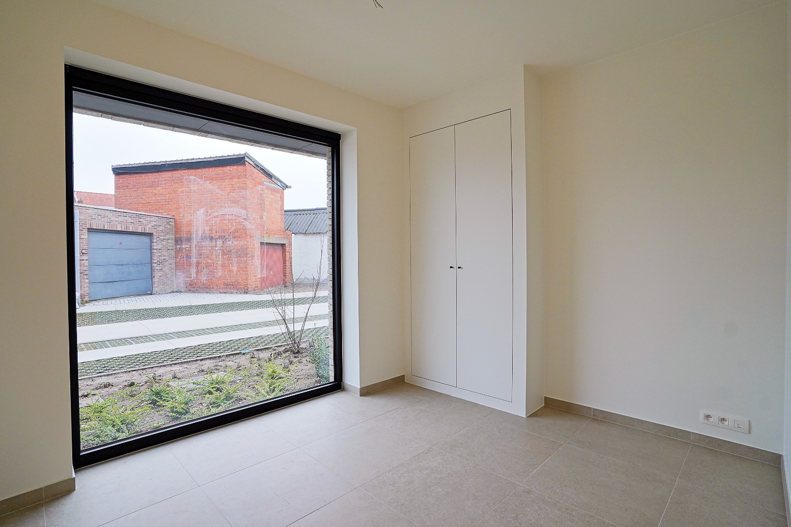 Moderne nieuwbouwwoning te huur nabij het centrum van Beveren - foto 5