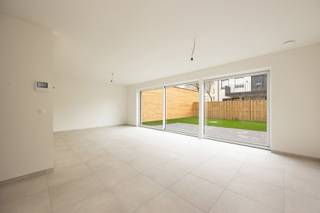 Instapklaar nieuwbouwappartement met tuin in Putte – onmiddellijk beschikbaar!Bent u op zoek naar een nieuwbouwappartement zonder lange wachttijd?Dan...